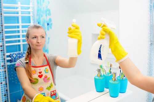 Deep cleaning service in a Chelsea home with detailed kitchen and bathroom cleaning